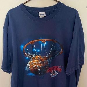 Vintage CSA Detroit Pistons T-shirt.